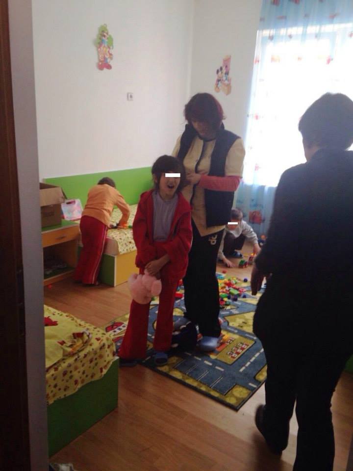O parte dintre copiii mutati in noul centru de la Tulcea